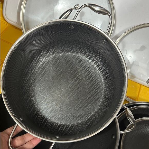 HEXCLAD 7 Piece Nonstick Stainless Steel Pot/Pan Set 8 10 12" Lids Wok $800 - Picture 2 of 11